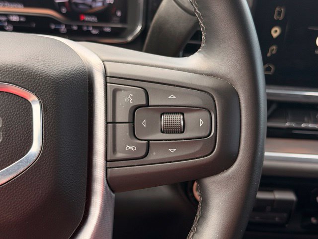 Used 2025 GMC Sierra 1500 SLT AWD/4WD image 26