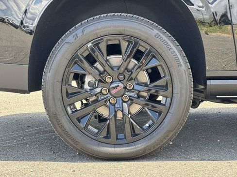 New 2026 GMC Yukon XL Denali w/ Denali Reserve Package AWD/4WD image 32