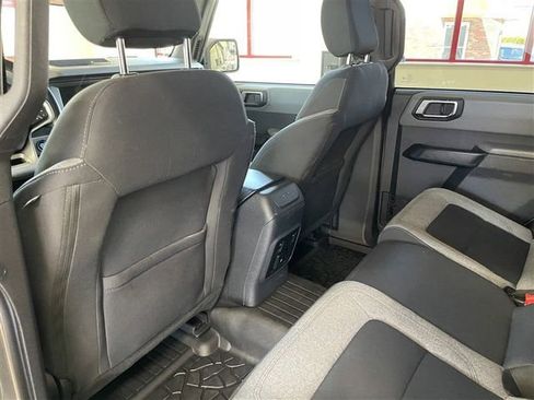 Used 2023 Ford Bronco Big Bend AWD/4WD image 36
