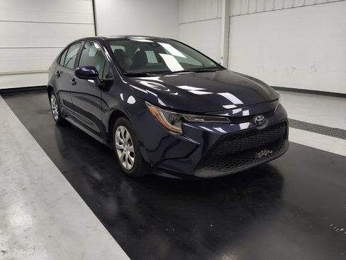 Used 2022 Toyota Corolla LE FWD image 13