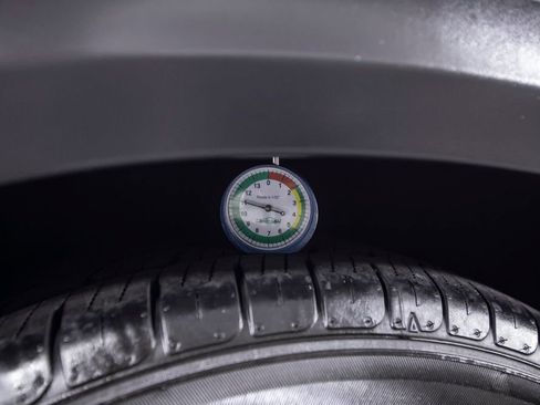 Used 2020 INFINITI QX50 Luxe w/ Navigation Package FWD image 48