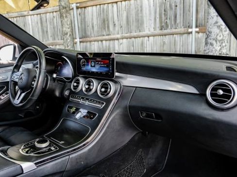 Used 2020 Mercedes-Benz C 300 Sedan image 14