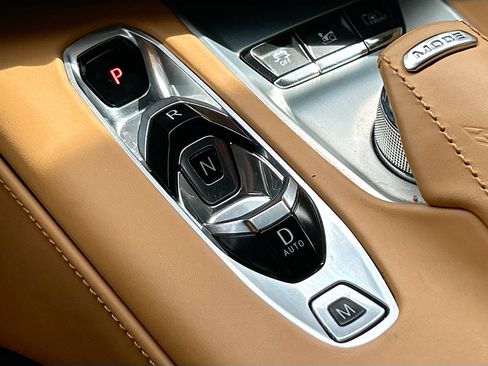 Used 2021 Chevrolet Corvette Stingray Premium Cpe w/ Z51 Performance Package image 23