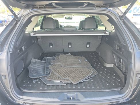Certified 2023 Subaru Outback Limited image 8
