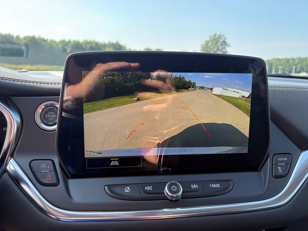 New 2026 Chevrolet Blazer LT w/ LPO, Arctic Package FWD image 23