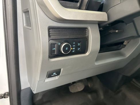 Used 2025 Ford F350 XL w/ XL Driver Assist Package AWD/4WD image 43