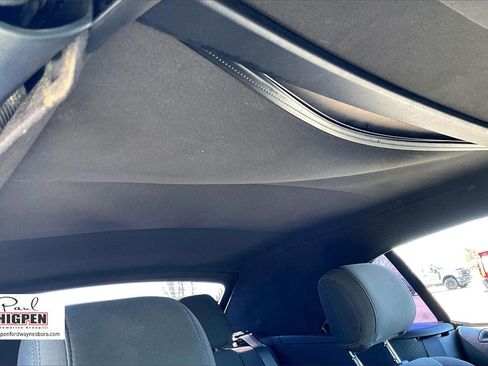 Used 2013 Ford Mustang Convertible image 20