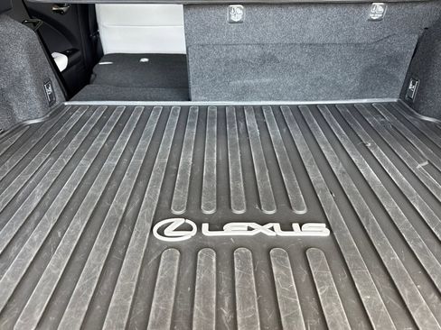 Used 2024 Lexus UX 250h FWD image 34