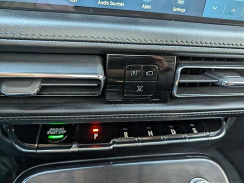 Used 2022 Lincoln Nautilus Reserve w/ Equipment Group 202A image 38