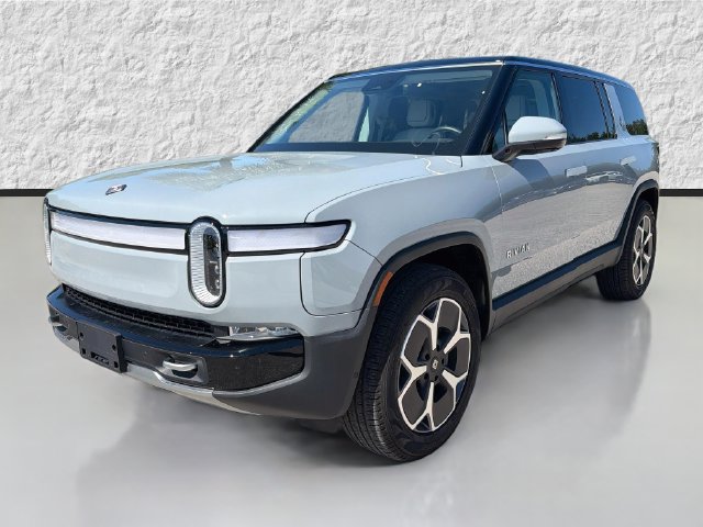 Used 2024 Rivian R1S Adventure Dual AWD/4WD image 7