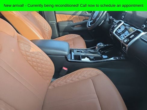 Used 2022 Kia Sorento SX Prestige w/ Rust Color Package image 8