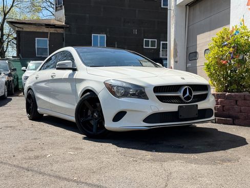 Used 2018 Mercedes-Benz CLA 250 4MATIC image 20