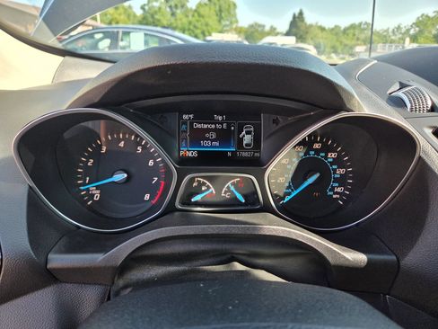 Used 2016 Ford Escape Titanium w/ Equipment Group 301A AWD/4WD image 26