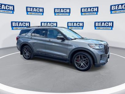 Used 2025 Ford Explorer ST-Line w/ Premium Package