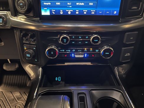 Used 2022 Ford F150 Lariat AWD/4WD image 19