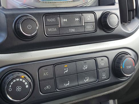 Used 2017 Chevrolet Colorado LT w/ LT Convenience Package RWD image 24
