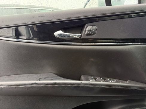 Used 2023 Lincoln Nautilus Reserve w/ Cargo Utility Package image 10