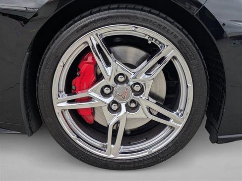 Used 2021 Chevrolet Corvette Stingray Preferred Cpe w/ Z51 Performance Package image 22