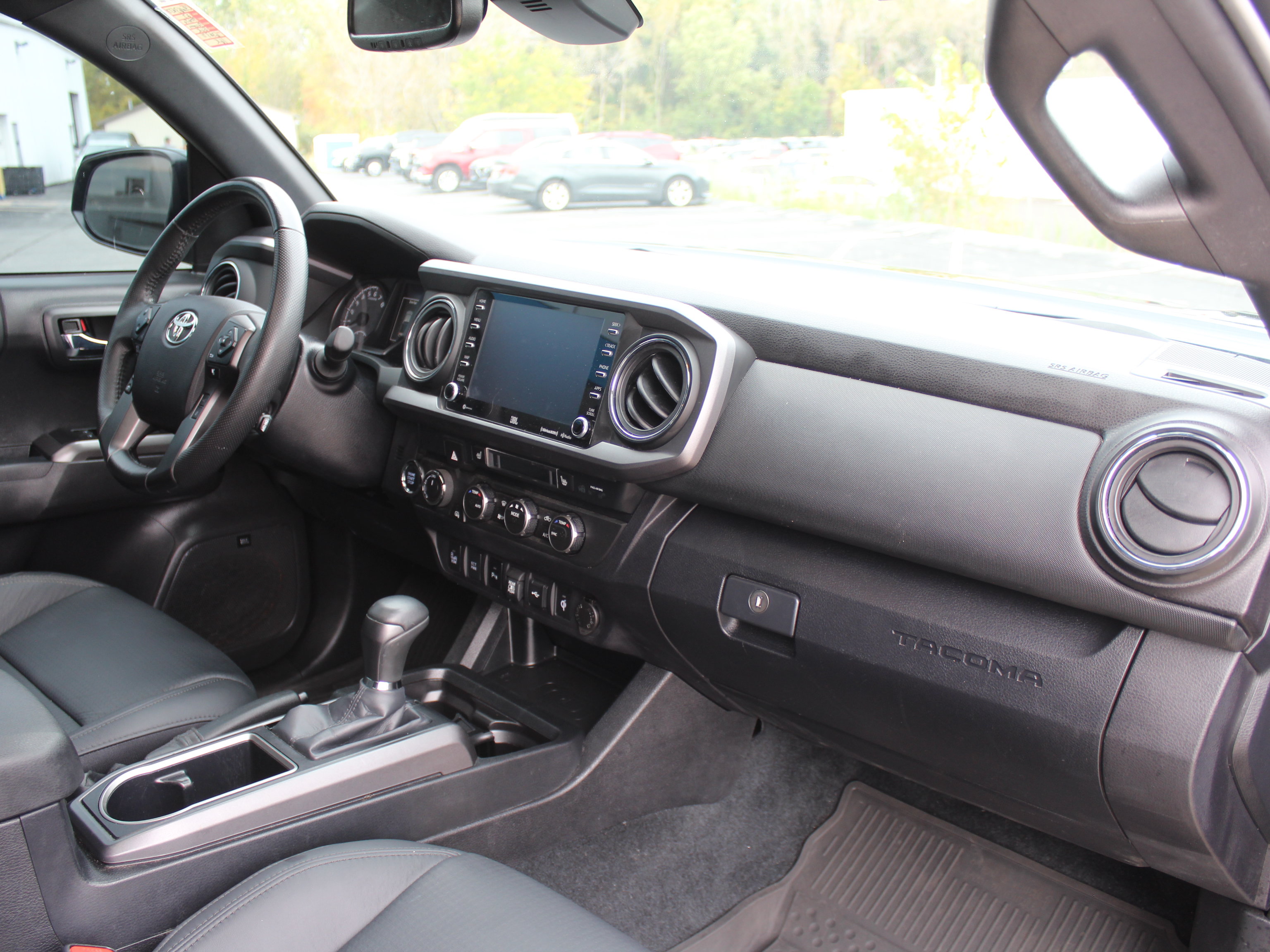 Used 2023 Toyota Tacoma TRD Off-Road w/ TRD Premium Off Road Package AWD/4WD image 27