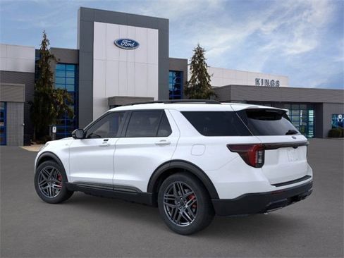 New 2026 Ford Explorer ST-Line w/ ST-Line Street Pack image 4