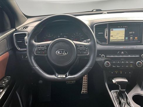 Used 2017 Kia Sportage SX image 9