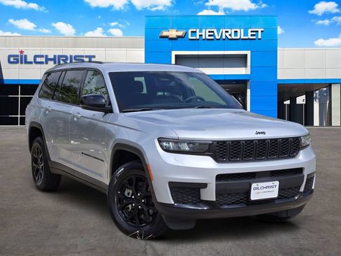 Used 2024 Jeep Grand Cherokee L Laredo AWD/4WD image 1