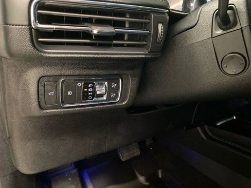 Used 2020 Lincoln Corsair Reserve w/ Equipment Group 201A image 17