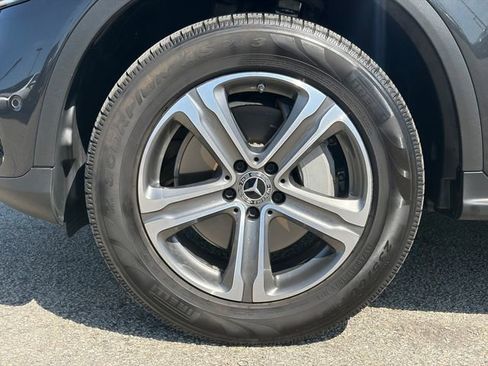 Used 2021 Mercedes-Benz GLC 300 4MATIC image 25