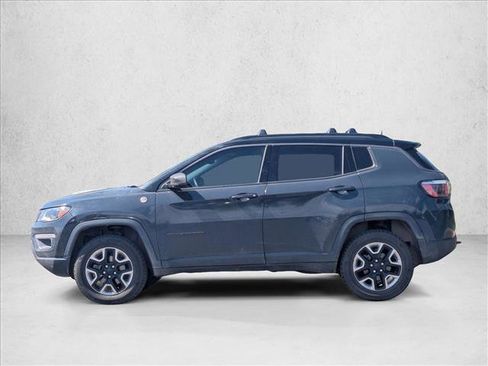Used 2018 Jeep Compass Trailhawk w/ Navigation Group AWD/4WD image 8