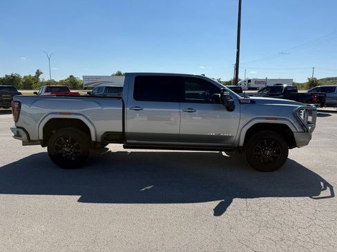 Used 2024 GMC Sierra 2500 AT4 w/ AT4 Premium Plus Package image 7