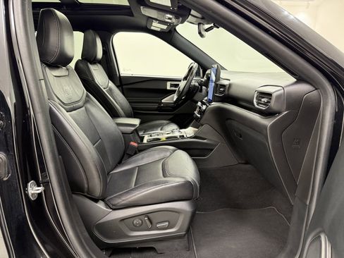 Used 2021 Ford Explorer ST w/ Equipment Group 401A image 28