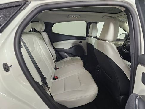 Certified 2025 Ford Mustang Mach-E Premium image 14