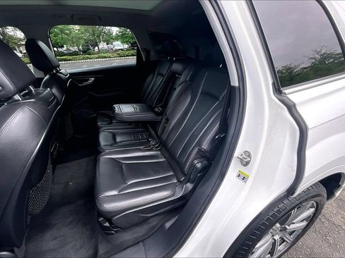 Used 2018 Audi Q7 3.0T Premium Plus AWD/4WD image 17