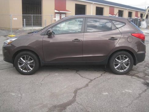 Used 2014 Hyundai Tucson GLS FWD image 8