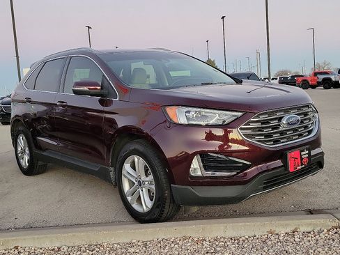 Used 2020 Ford Edge SEL image 4