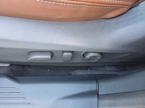 Certified 2022 Subaru Outback Touring AWD/4WD image 31