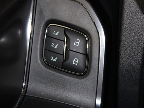 New 2026 Ford F250 Platinum image 43