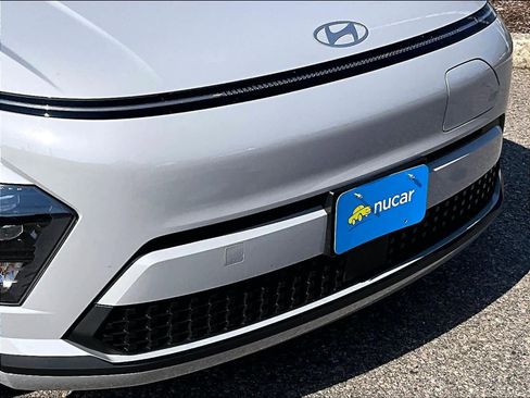 Used 2024 Hyundai Kona SEL image 29