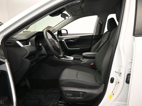 Used 2023 Toyota RAV4 XLE image 11