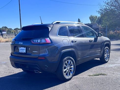 Used 2021 Jeep Cherokee Latitude Lux w/ Sun & Sound Group image 14