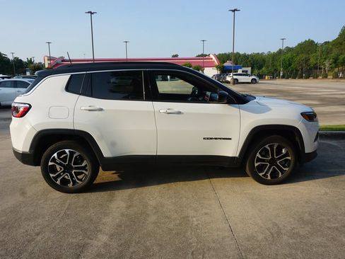 Used 2023 Jeep Compass Limited AWD/4WD image 22