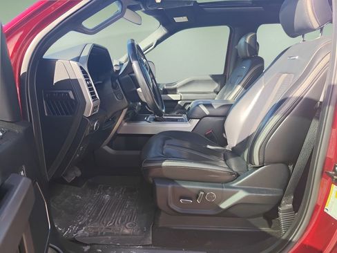 Used 2019 Ford F150 Platinum w/ Equipment Group 701A Luxury image 25