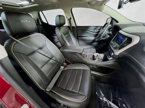 Used 2020 GMC Acadia Denali w/ Denali Ultimate Package image 25