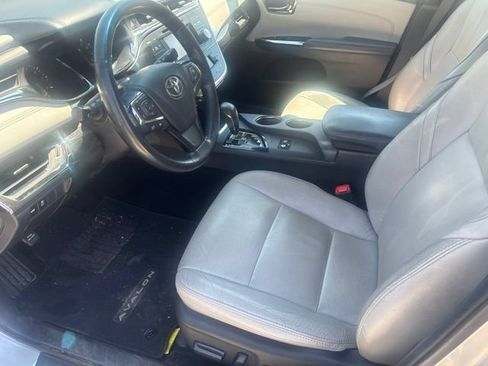 Used 2013 Toyota Avalon XLE FWD image 12