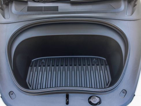 Used 2025 Tesla Model 3 Long Range RWD image 27
