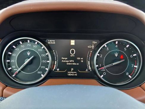 Used 2023 Maserati Levante GT image 11