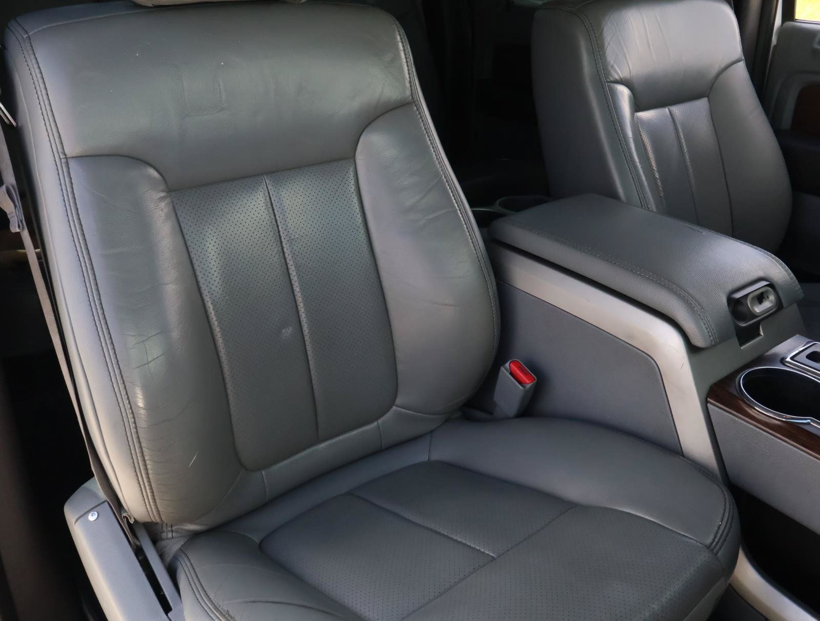 Used 2013 Ford F150 Lariat w/ Luxury Equipment Group RWD image 18
