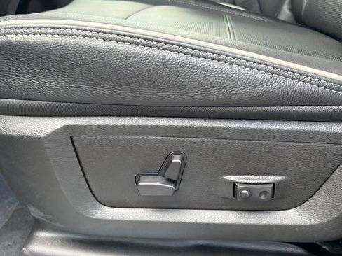 New 2026 RAM 2500 Limited AWD/4WD image 16