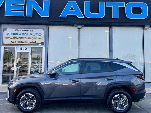 Used 2025 Hyundai Tucson Blue AWD/4WD image 37
