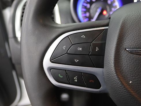 Used 2022 Chrysler 300 Touring image 30